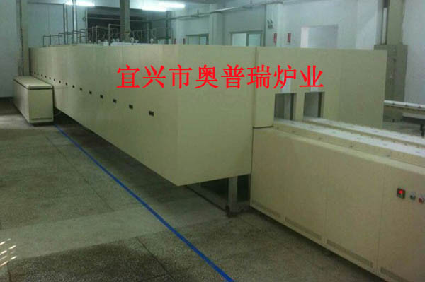 推板式高溫燒結(jié)隧道窯2.jpg